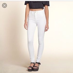 hollister white skinny jeans